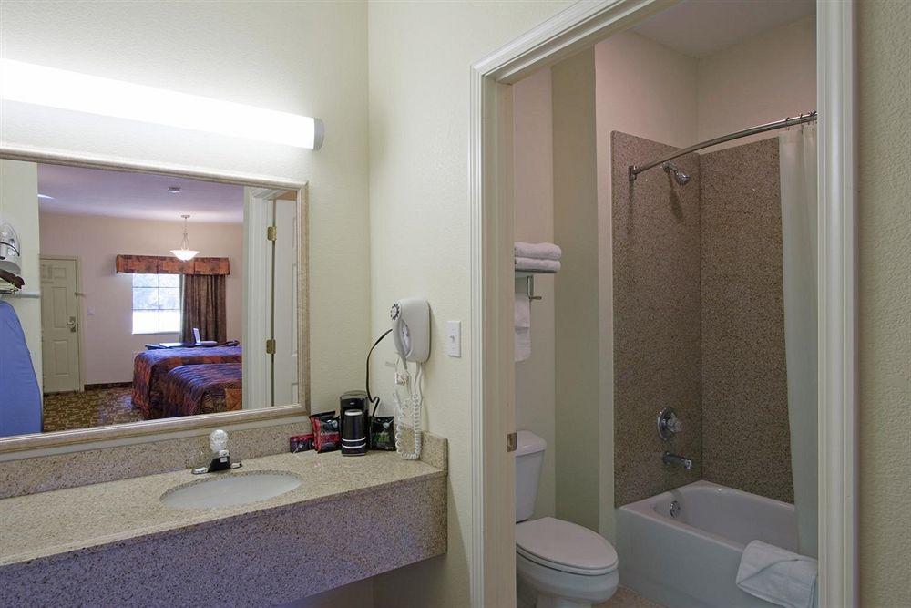 Americas Best Value Inn Byhalia Rum bild